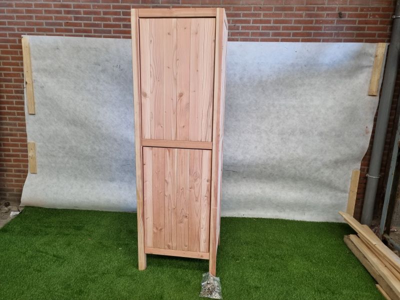 Keurige douglas kast – hoge module, ook geschikt als buitenkeuken (219 x 70 x 60 cm) - SALE25113 Keurige douglas kast – hoge module, ook geschikt als buitenkeuken (219 x 70 x 60 cm) - SALE25113