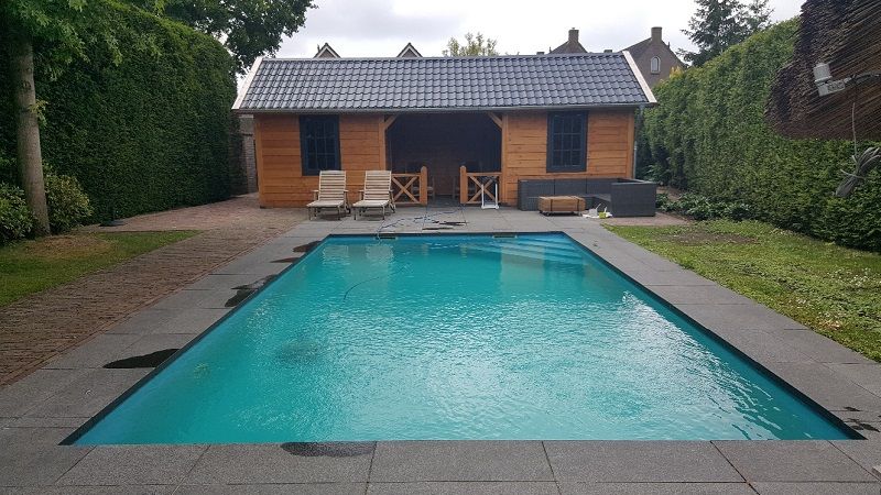 Douglasvision zadeldak Prestige 900x400 cm en buitenverblijf 900x400 cm - Waalre Douglasvision zadeldak Prestige 900x400 cm en buitenverblijf 900x400 cm - Waalre