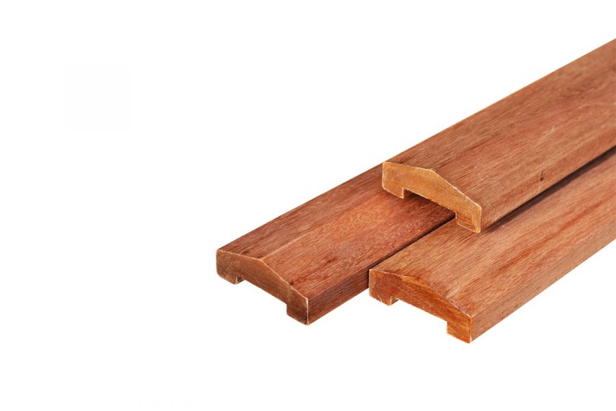 Afdeklat Hardhout piramide 180 cm Afdeklat Hardhout piramide 180 cm