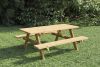 picknicktafel van vurenhout met klapbare bank
