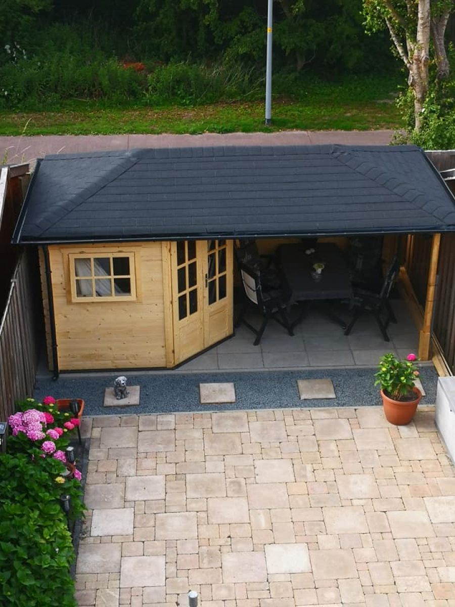 Blokhut/Tuinhuis Rianne 250x250 cm + zijluifel 250 cm - Hoofddorp