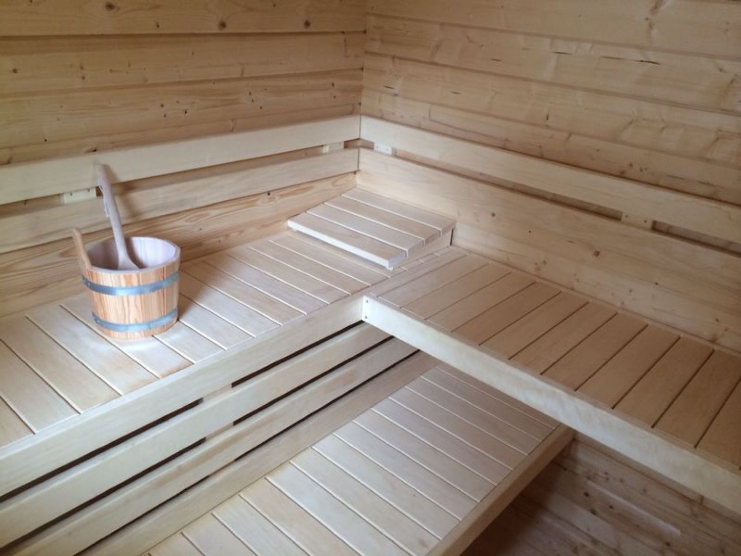 Buitensauna Zadeldak Interflex 2539 - 244x387 cm (70mm)