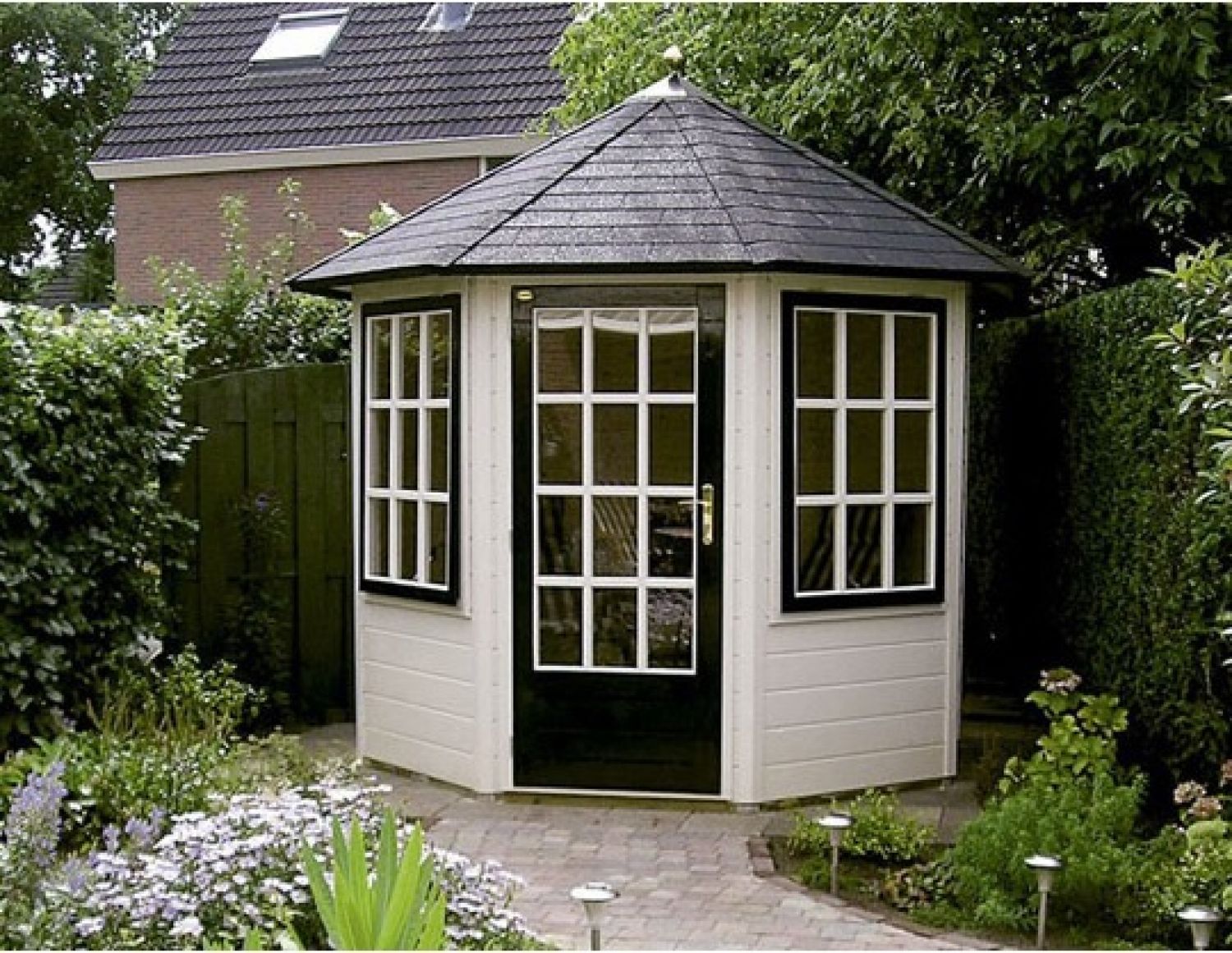 Lugarde Tuinhuis P82 ø250 cm - 28 mm - main