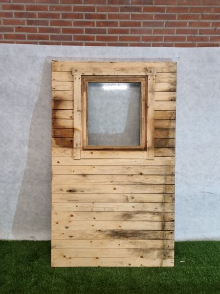Vast houten paneel met draaikiepraam – 192 x 120 cm - SALE25073