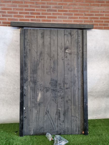 Enkele zwarte deur – met kozijn en sluitwerk (228 x 134 cm) - SALE25136