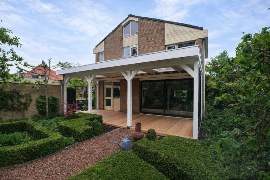 Woodvision maatwerk aanbouw Douglas 820x354 cm - Oostvoorne