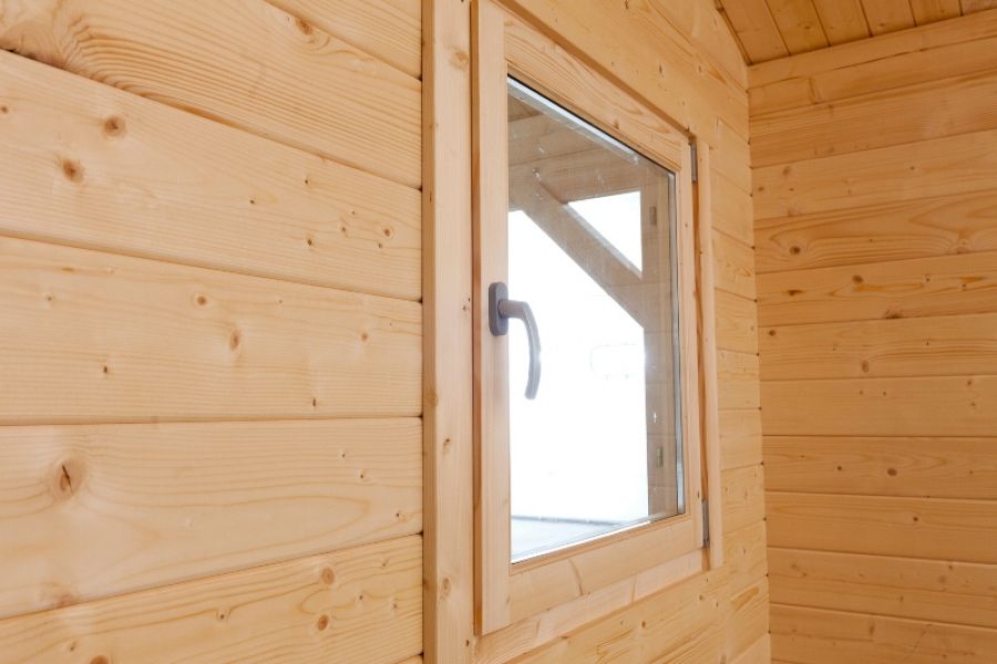 Blokhut 440x440 cm + luifel 200 cm + aanbouw 150 cm - gecoat