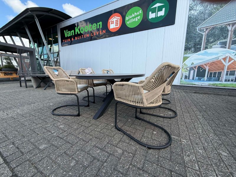 Tuinset Breeze - ovale tafel en 6 swingstoelen
