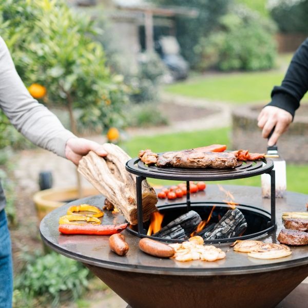 Barbecue Companero XXL 2.0 Cortenstaal - incl. hoes en houtopslag - Ø80cm