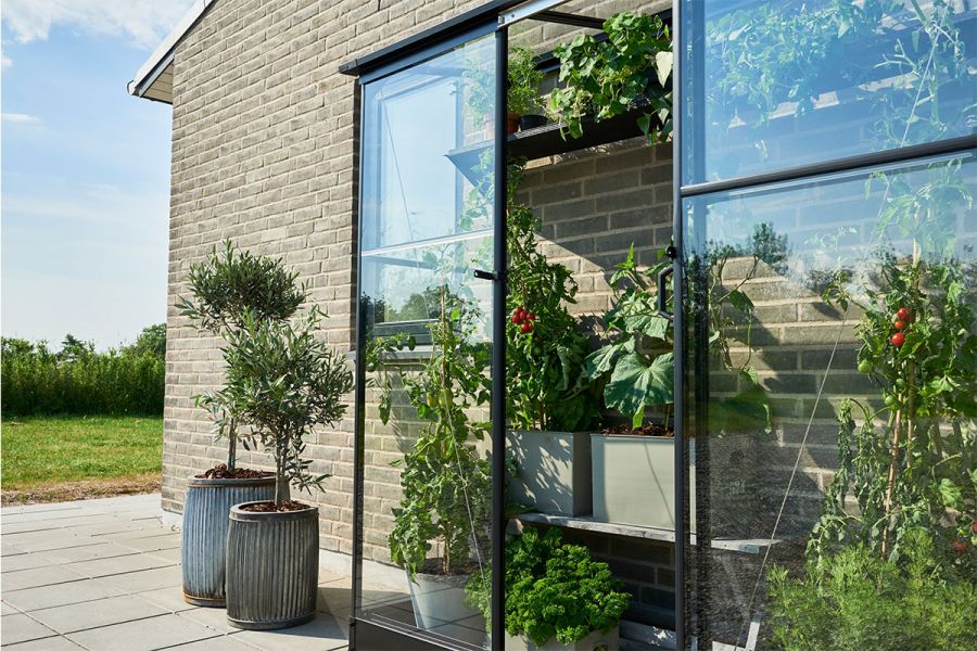 Muurkas Qube - Lean-to 26 - 189x65x204 cm - Zwart - Veiligheidsglas