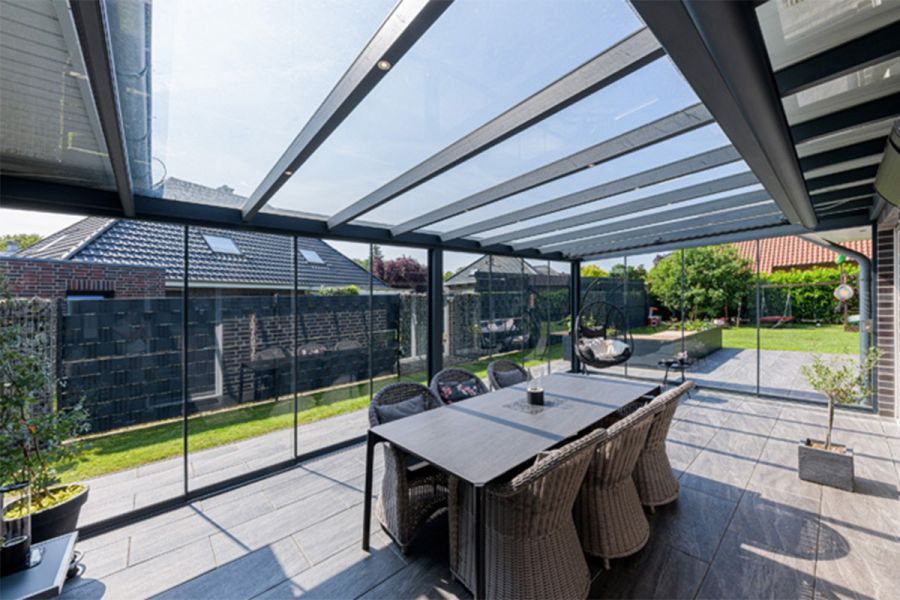 Novara aluminium veranda 400x300 cm Optisch vlak glasdak